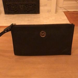 Michael Kors Jet Set Large Black Wristlet Clutch